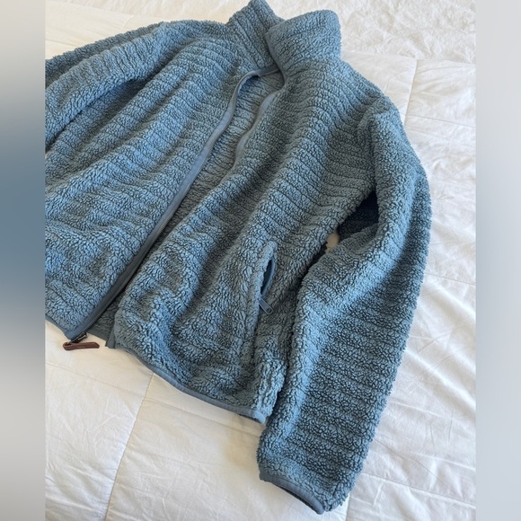 COLUMBIA Fuzzy Jacket - Picture 3 of 5